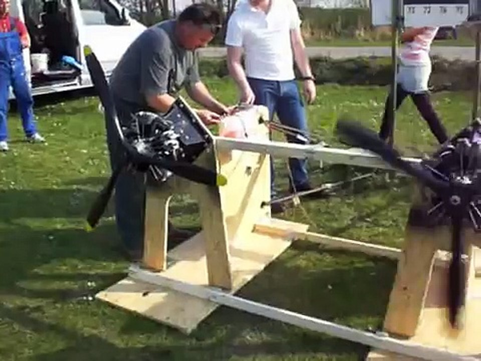 2 x 400 ccm Moki radial engine test for B25 Mitchell RC model plane