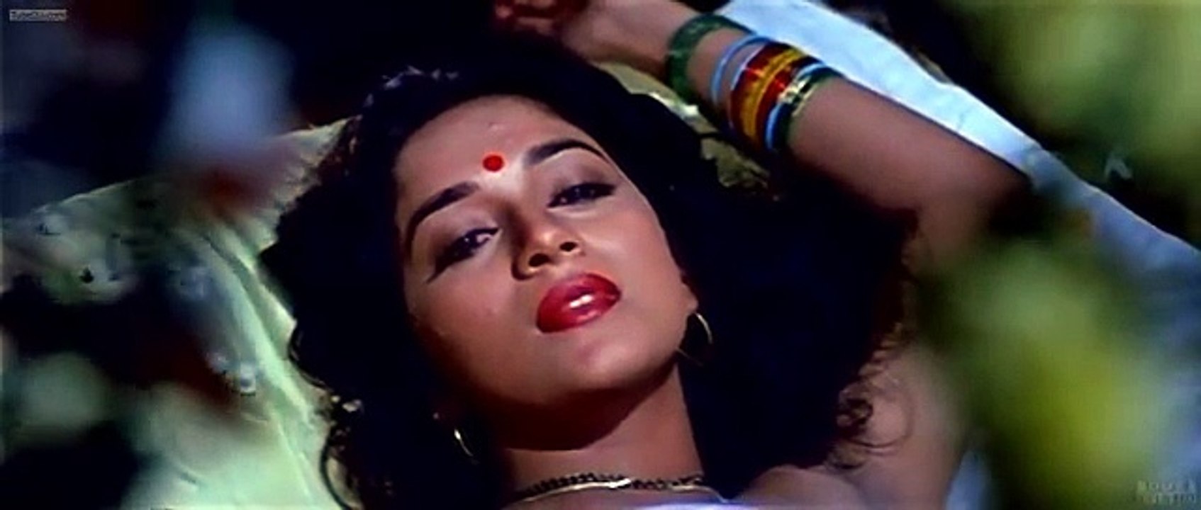 Aaj Phir Tumpe Pyar Aaya Hai [Full Video Song] (HD) With Lyrics - Dayavan