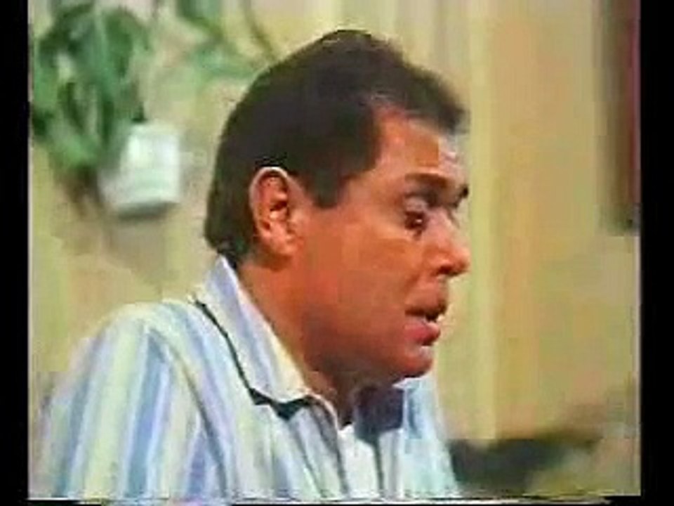 محمود عبد العزيز مسخرة