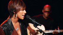 Keri Hilson - Knock You Down (ACOUSTIC LIVE!)