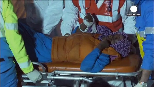 Rescatados 70 inmigrantes, muchos con quemaduras, por la Guardia Costera italiana frente a las costas libias