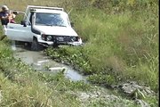 How to winch out of the mud, Extreme offroad mud bog - WARN 8274