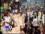 People toss Rs 3 crores in air during 'Dayro' - Tv9 Gujarati