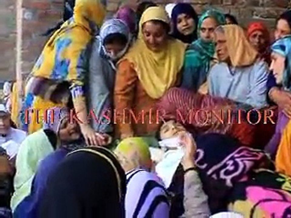 :Violent protests broke out in Narbal area against thedeath of a youth.Police and paramilitary forces clashed withyouth and used teargas shelling to disperse protesters.