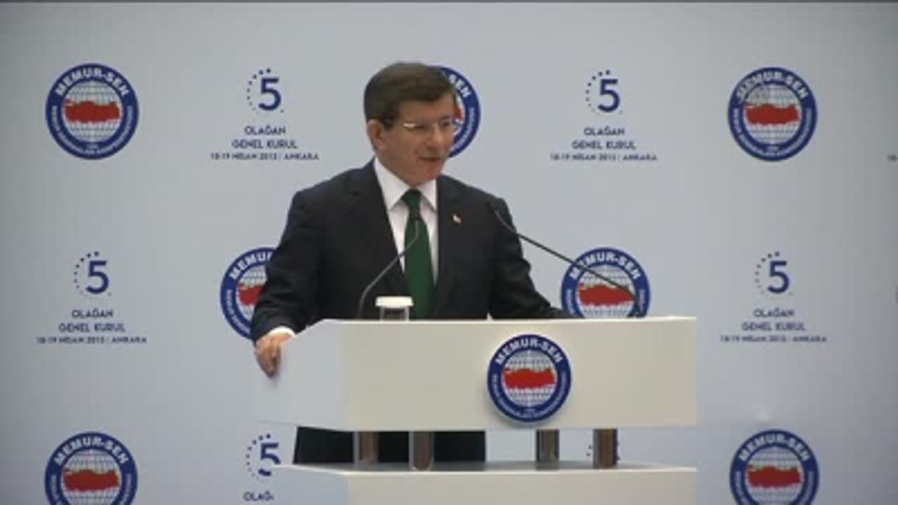 Davutoğlu: "Amir Olan Millettir, Memur Olan Devlettir"