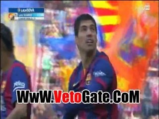 "سواريز" يتقدم بهدف مع الثانيه الاولى لبرشلونه امام فالنسيا