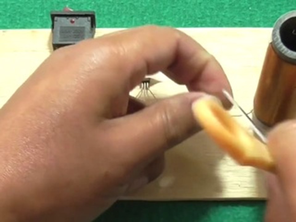 Cómo Hacer una Bobina de Tesla casera