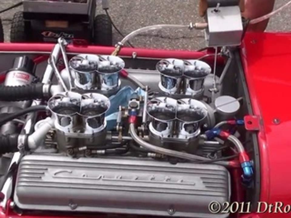 Vintage Racing - 1950s Indy Cars startup and race. LOUD!!!