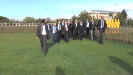 Bakan Yıldız, Kayserispor Tesislerini Ziyaret Etti