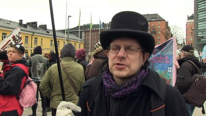 Helsinki: des centaines de manifestants contre le TTIP
