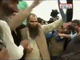 Masarat Alam Bhat Brave Kashmiri Leader Chanting 'Meri Jaan Meri Jaan Pakistan Pakistan' Infront Of Indian Army & Media