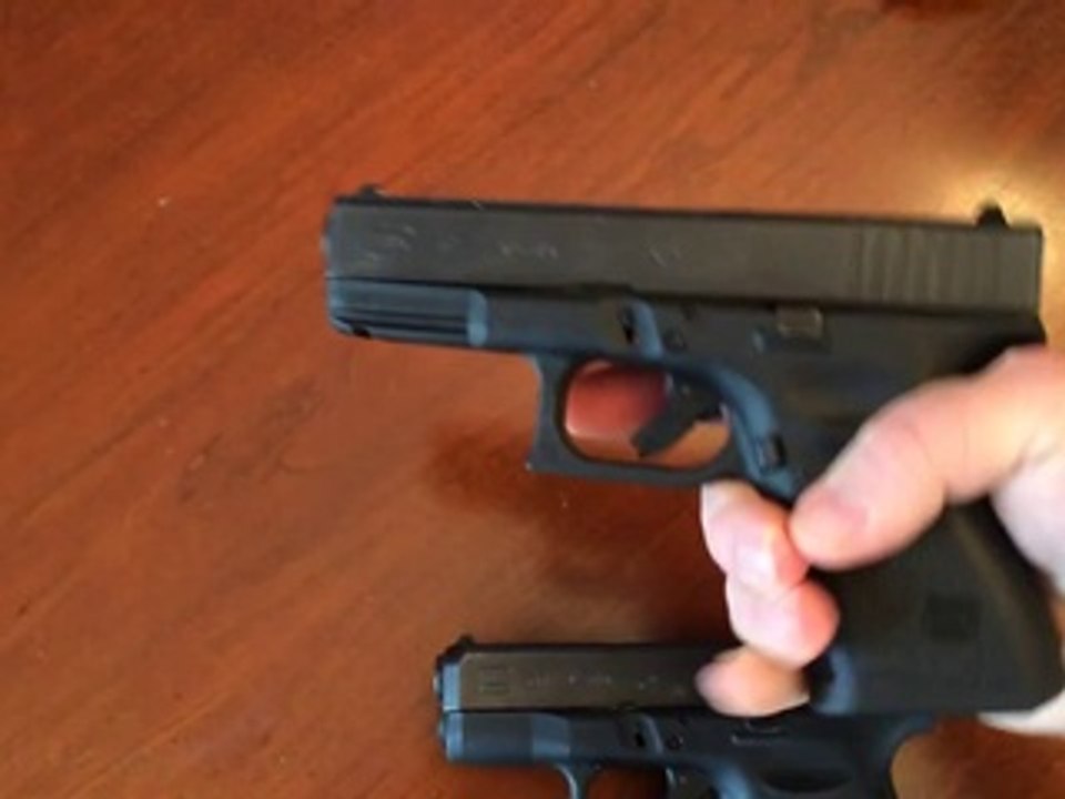 Glock Compact vs Sub Compact 19 vs 33 What's The Best Glock?