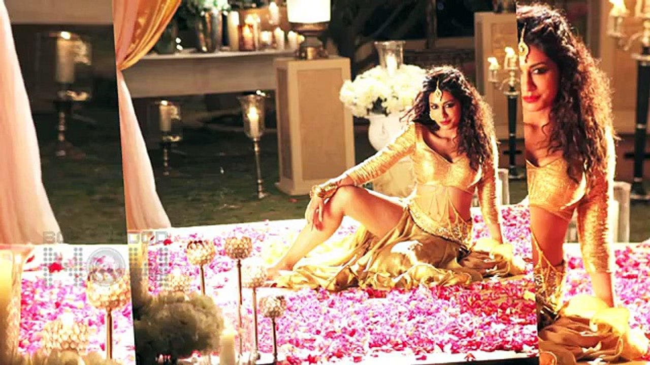 FIRST LOOK Chitrangada Singh Shows Off Her Sexy Thighs   Gabbar Is Back Item So n g  HD