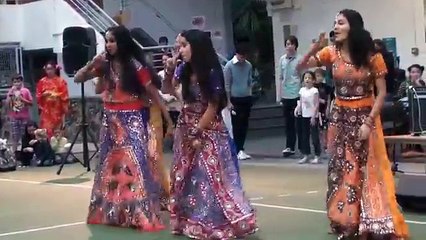 Indian girls dance,college party on Radha, Chikni Chambeli, hooka maar