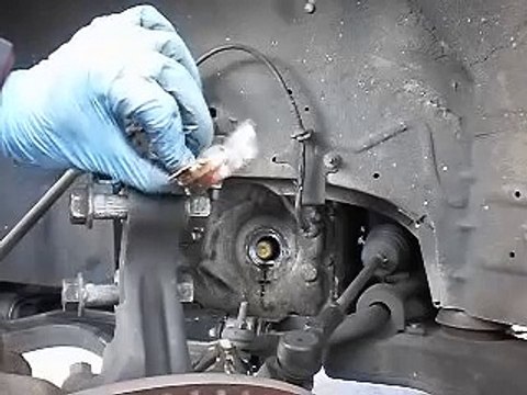 How to Replace Transmision Output/axle shaft seal -GM THM-4T65E HD (2000 yr) Buick