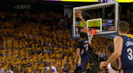 Le alley-oop en haute altitude d'Anthony Davis