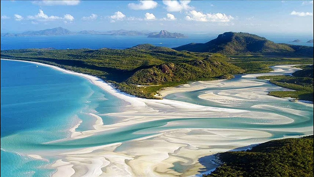 Whitehaven Beach -  Whitsunday Island, Australia.