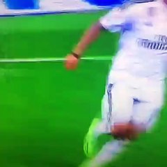 Real Madrid: Marcelo quiso tirar un lujo de antología, pero se cayó de cara
