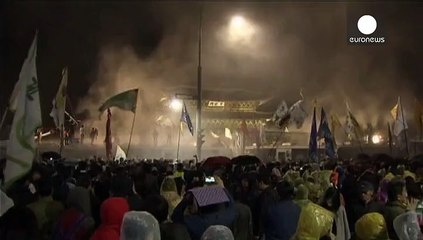 Seul, scontri tra polizia e parenti delle vittime del naugragio del traghetto