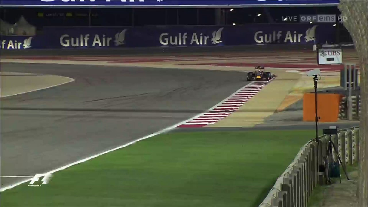 F1 2015 Bahrain GP Race Ricciardo Engine Failure on Last Lap/Finish Line!!!