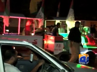 Karachi: PTI Rally Preparation-19 Apr 2015