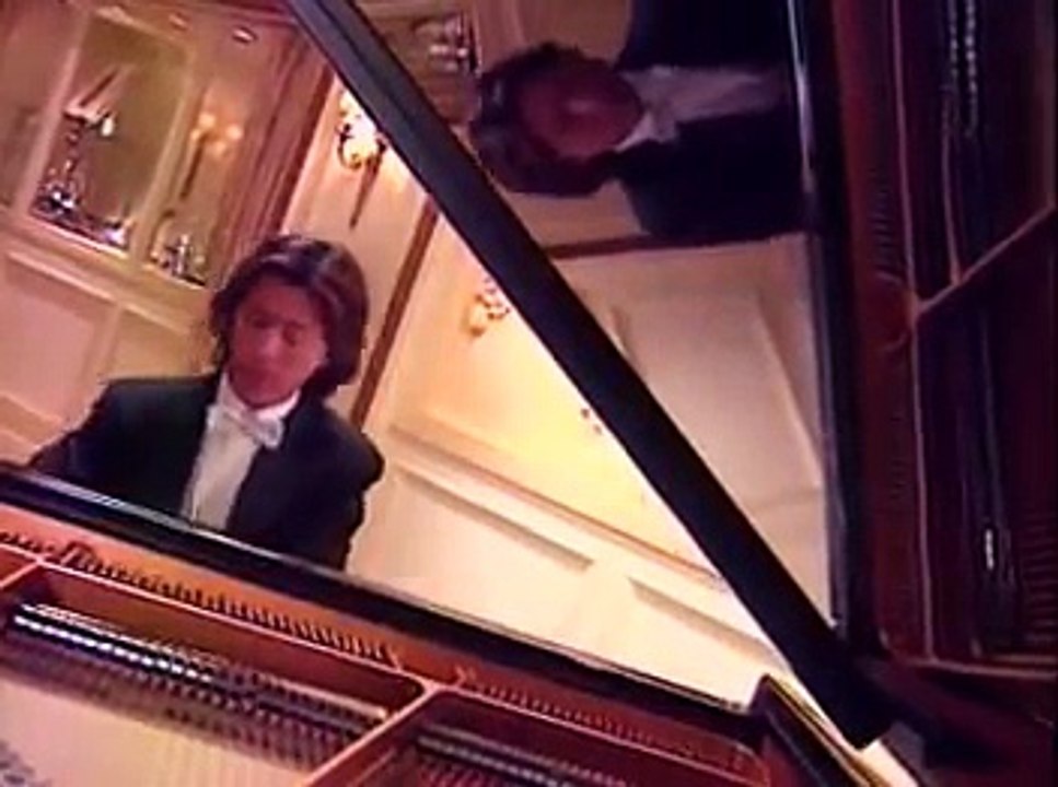 Yundi Li - chopin waltz no.5 in A flat major, op42 (piano)