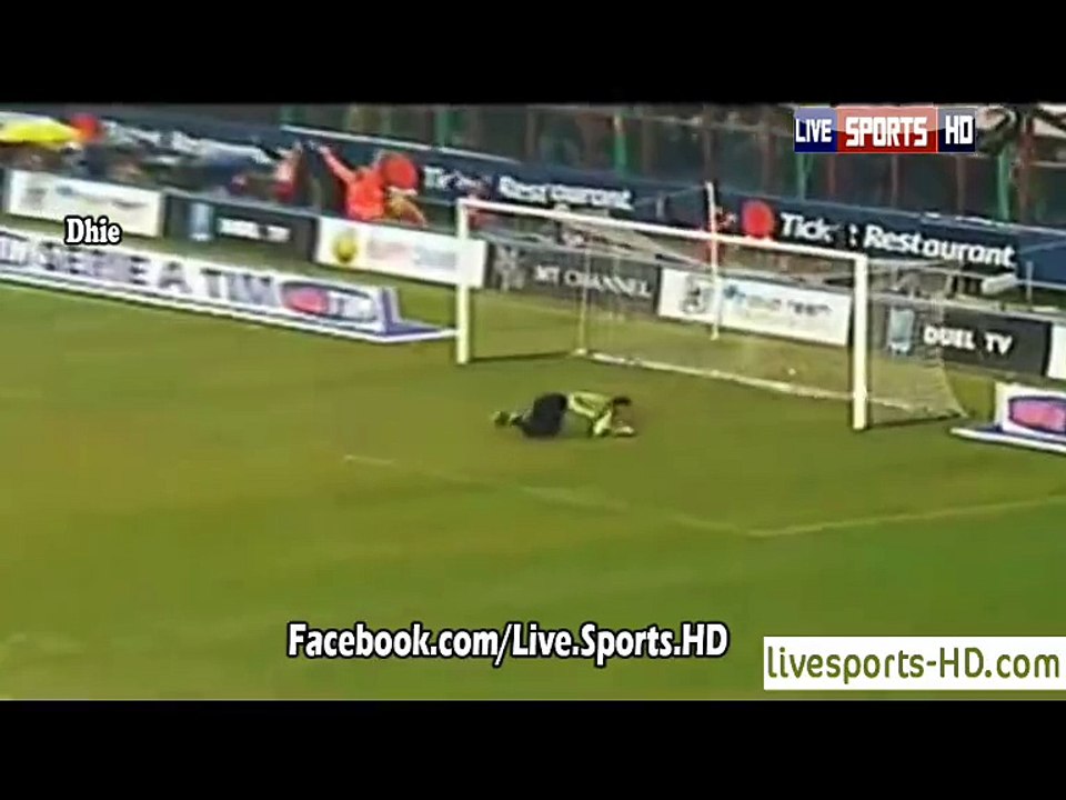 #Memories _ Derby Milan Clarence Seedorf Amazing Goal