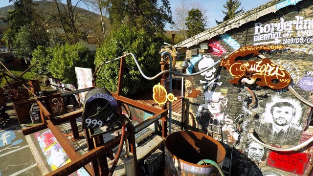 thierry Ehrmann : La Demeure du Chaos- Abode of Chaos 180 secondes en Drone en Go Pro HERO Black edition 4K UHD