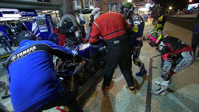 24 Heures Motos 2015 - Les highlights de la quatorzième heure !