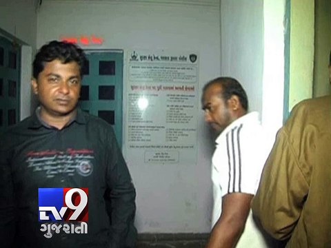 7 cartons of illicit liquor found inside the car, BJP leader, former sarpanch arrested - Tv9 Gujarati