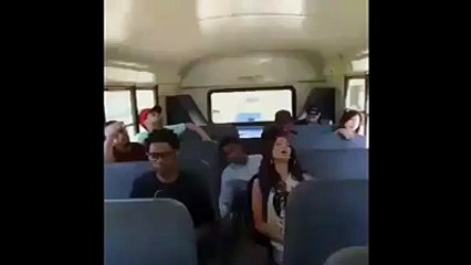 Pazartesi biz işe giderken