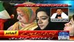 MQM Women worker trying to control their laughter during Altaf Hussain's recitation