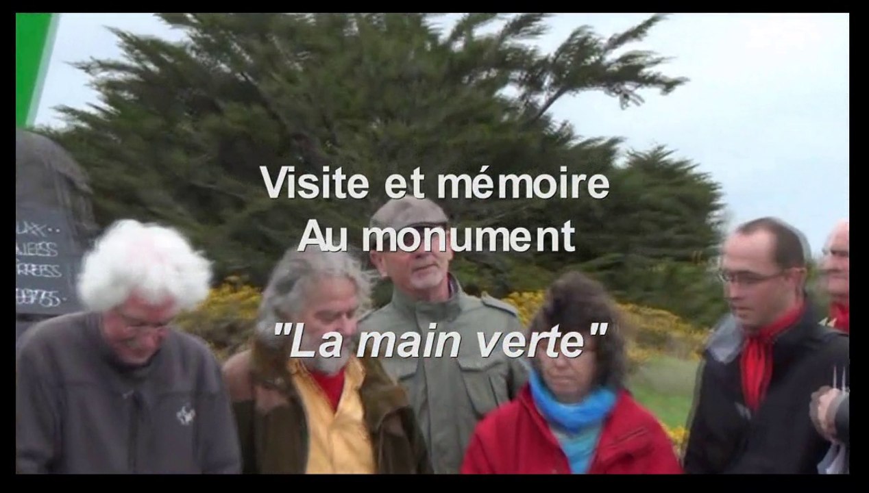 40 ans Erdeven : Visite au monument "La Main verte"