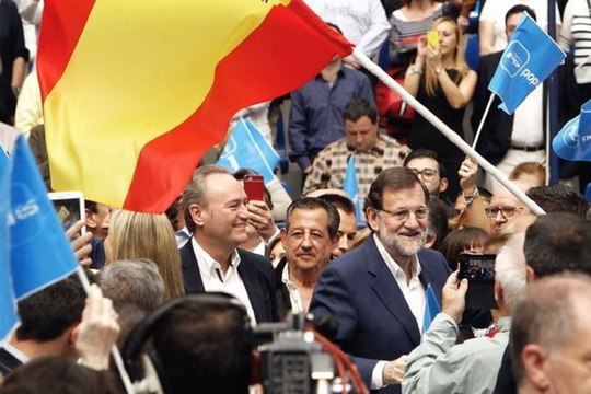 Rajoy: Hay que mantener política económica del PP