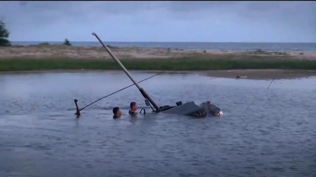 Вьетнамская подводная лодка )))