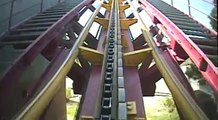 Superman Atraccion de Acero Roller Coaster Front Seat Onride POV Parque Warner Madrid