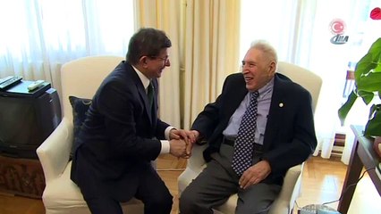 Davutoğlu’ndan Şerif Mardin’e evinde ziyaret