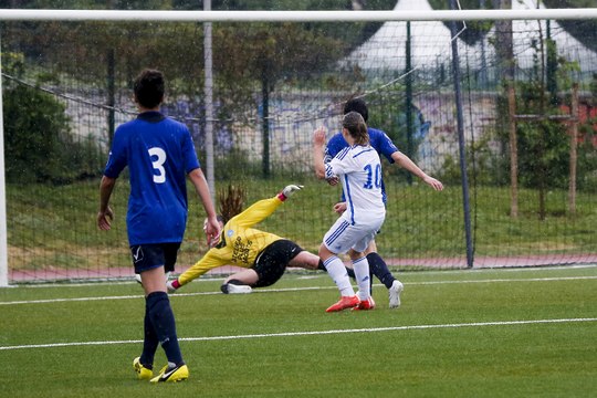 D2 féminine - FA Marseille 1-3 OM : le but de Pauline Cousin (34e)