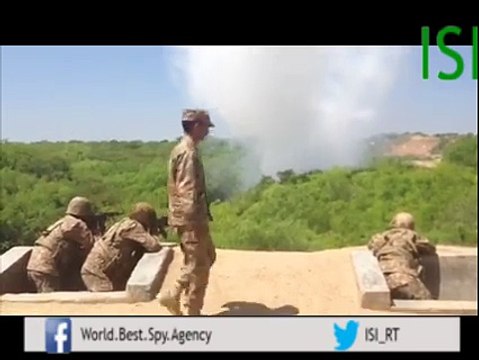 Pakistani soldiers train to fight small groups of terrorists