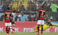 Vasco vence Flamengo com pênalti polêmico e vai para a final