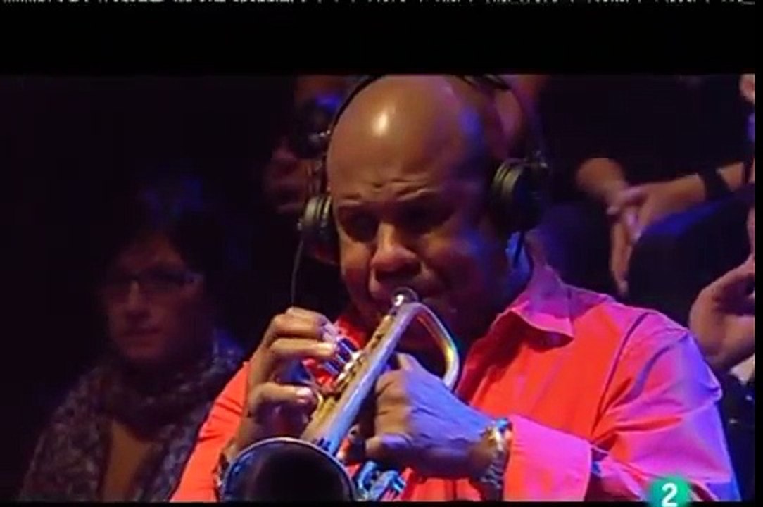 Luz Casal y Concha Buika cantan Sombras