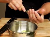 Homemade Salsa & Guacamole Recipes : De-Seeding Avocados for Guacamole
