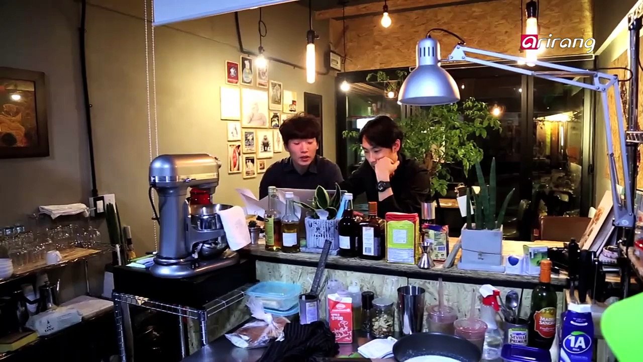 Young Entrepreneurs Say No to Unemployment 청년 실업, 돌파구를 찾는 사람들.