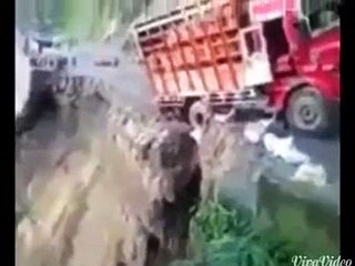 jagah ge laganay ki dunya nahi ha