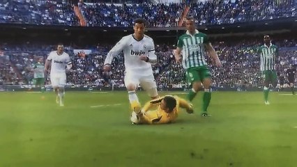 Cristiano Ronaldo_ Crazy Skills 2015 for Real Madrid