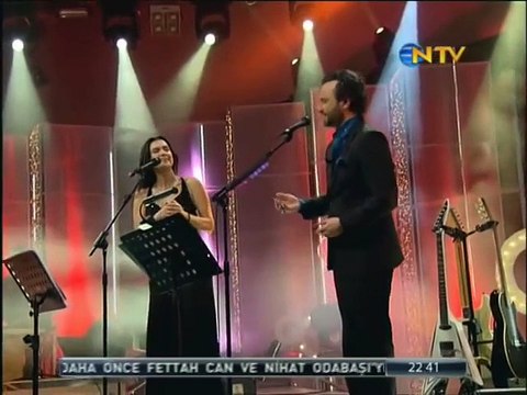 Şevval Sam _ Nev _Nasıl Geçti Habersiz_