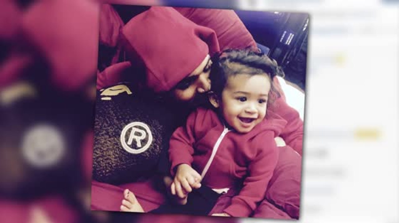 Chris Brown zeigt ein Foto von seiner Tochter Royalty