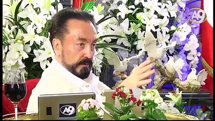 Türkiye ve İran’ın mezhep tahassubunu bırakıp birbirini desteklemesi gerekir.