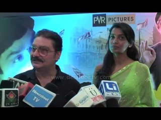 Vinay Pathak's Next Film 'Kaagaz Ke Fools' Is All About The Chemistry Between Writer Husband & Wife