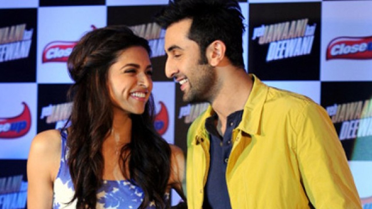 Deepika Wants To Gift Ranbir Kapoor A Pack Of Condoms ?